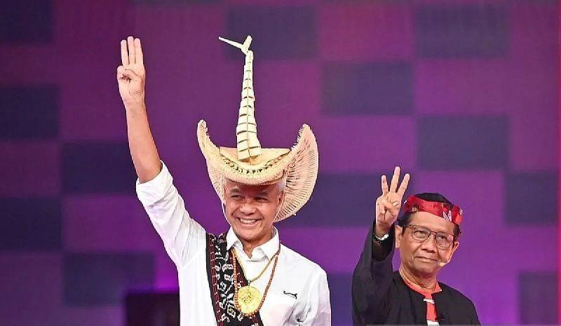 Mahfud Batal Kampanye ke NTB, Rombongan Tetap Berangkat Dipimpin TGB Zainul Majdi