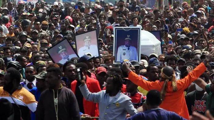 Kericuhan Pengantar Jenazah Lukas Enembe Diduga Sengaja Diprovokasi KNPB dan ULMWP