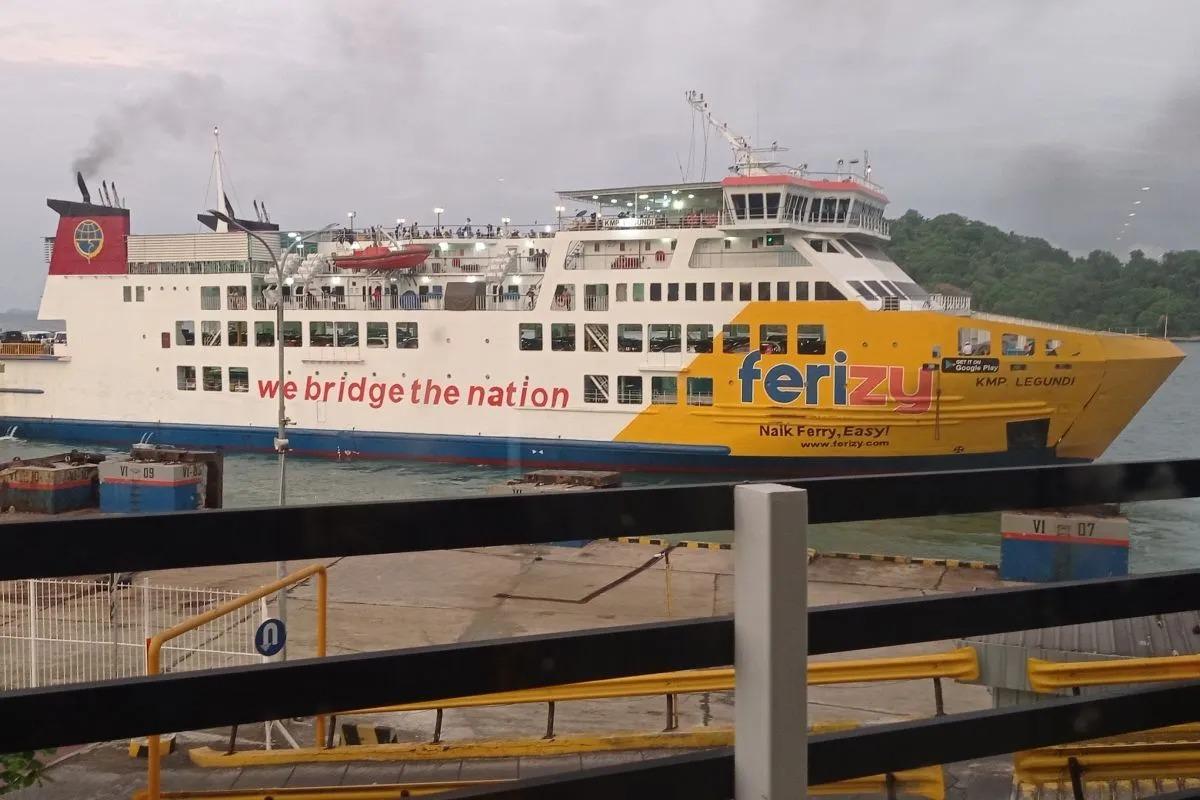 30 Kapal Berangkatkan 39 Ribu Penumpang ke Bakauheni dari Merak