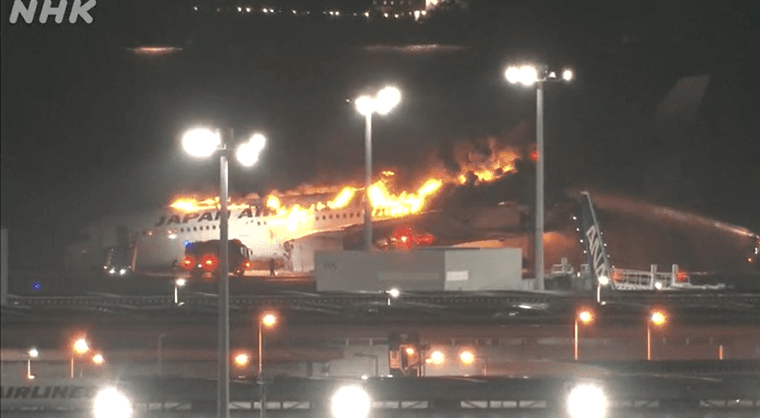 Pesawat Japan Airlines Terbakar di Bandara Haneda Tokyo, 379 Orang Dipastikan Selamat