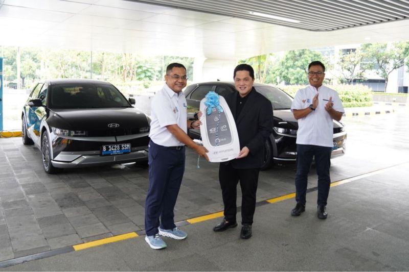 Menteri Erick Manjakan Semua Eselon I dan II dengan Mobil Listrik