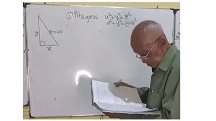 Masih Semangat! Mbah-mbah Ngajar Matematika di Live TikTok