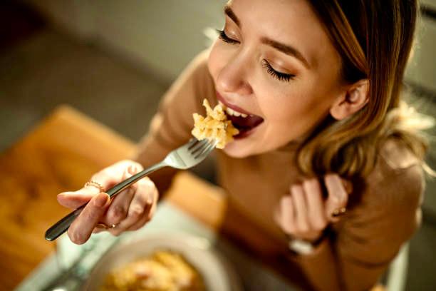 Begini Cara Makan yang Tepat agar Pencernaan Sehat