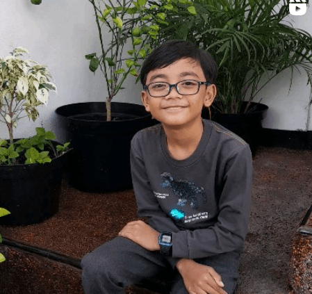 Bocah 11 Tahun Asal Trenggalek Isi Seminar di SD-SMP Polandia hingga Tulis 40 Buku Bahasa Inggris