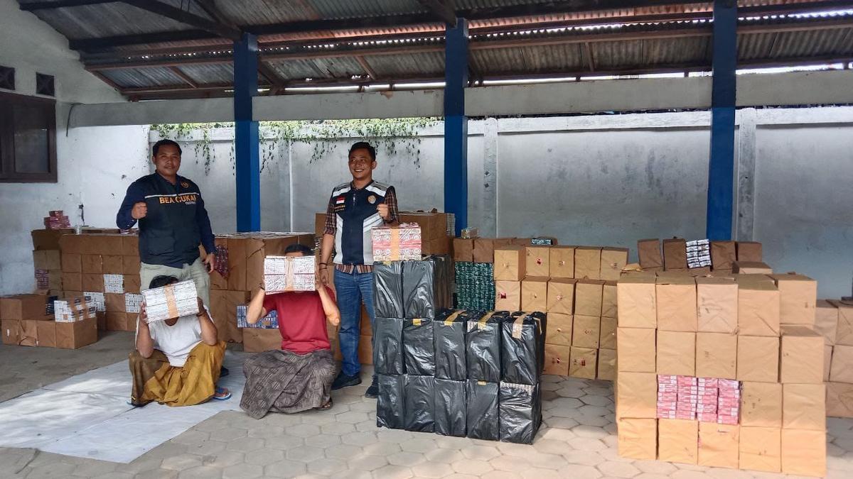 Bea Cukai Tegal Gagalkan Pengiriman Rokok Ilegal di Exit Tol Adiwerna