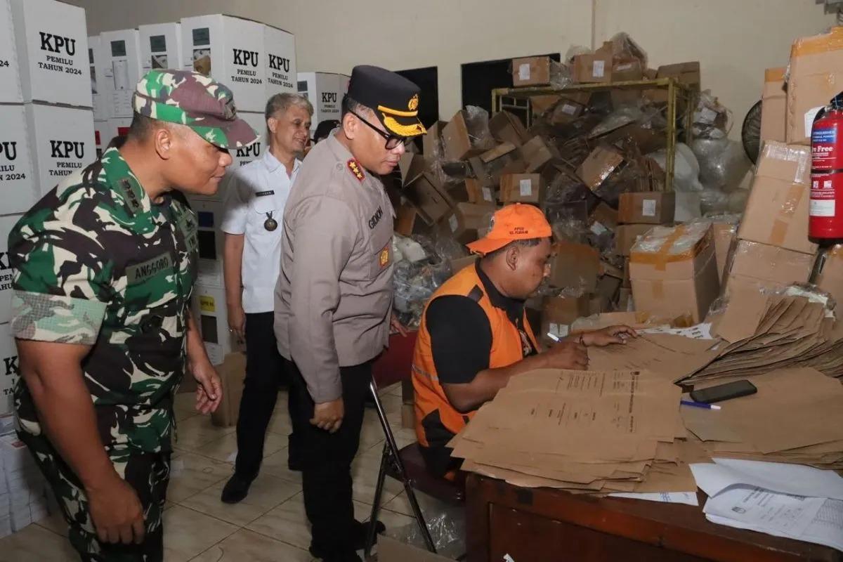 Polres Jakut Jamin Keamanan Distribusi Logistik Pemilu 2024