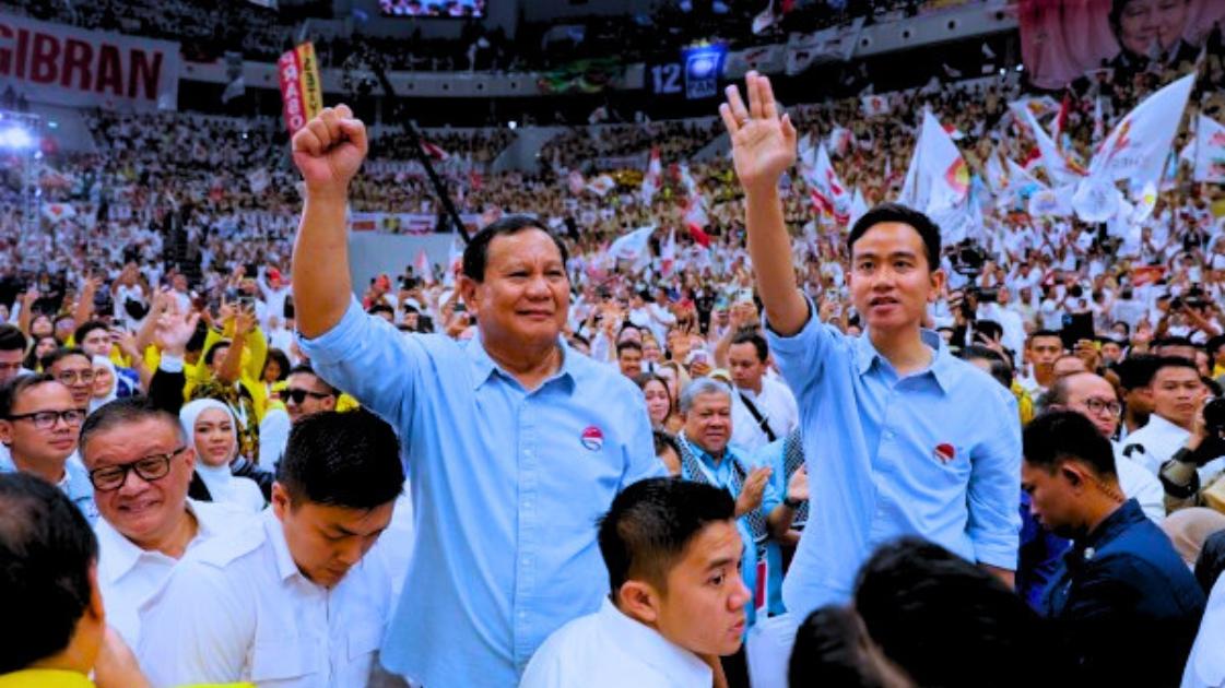 LSI Denny JA: Prabowo-Gibran Potensi Menang Pilpres 1 Putaran!