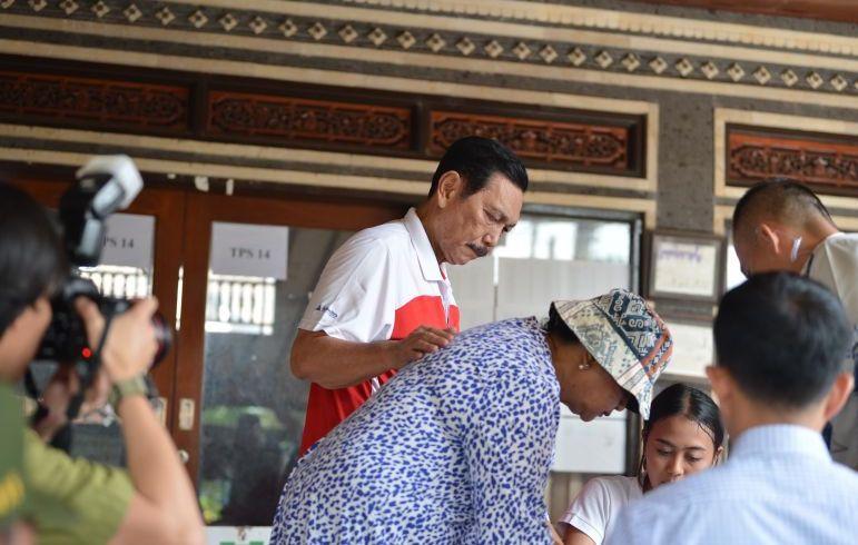 Istri Larang Keras Luhut jadi Menteri Lagi