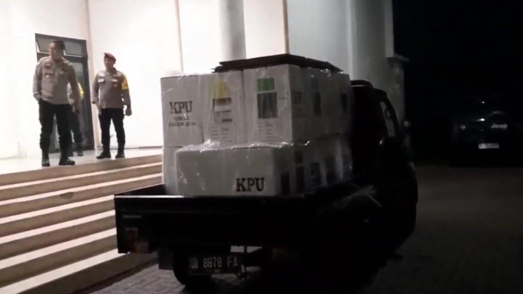 Relawan Prabowo Meradang gegara Sejumlah Kotak Suara Dibawa ke Rumdin Gubernur Sulut