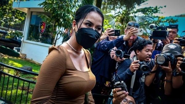 Gak Cuma Minta Dicabut Status Tersangkanya, Siskaeee juga Minta Dikeluarin dari Tahanan