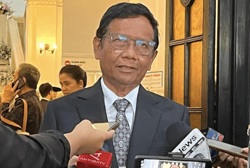 Hadi Tjahjanto Dikabarkan Bakal jadi Menkopolhukam, Mahfud: Boleh Juga