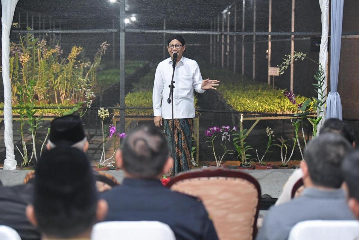 BUMDesa Ekspor Anggrek, Gus Halim: Bukti Eksistensi Ekonomi Desa Menguat