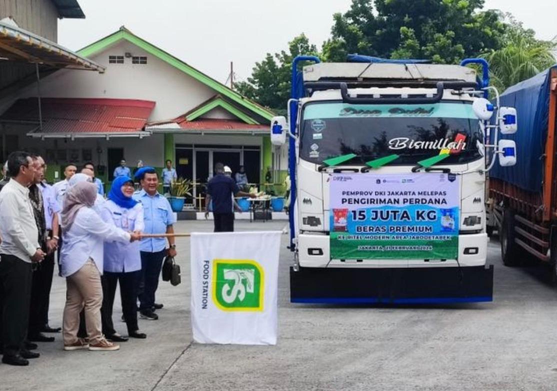 Pemprov DKI Distribusikan 15 Juta Kg Beras Premium ke Retail Modern
