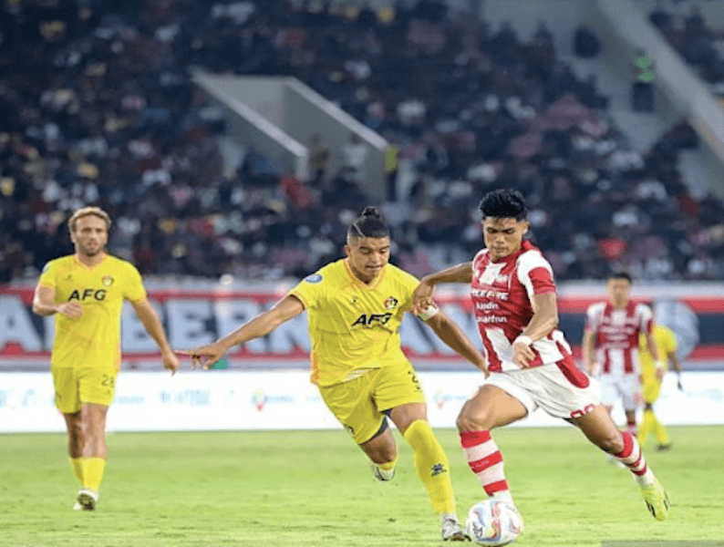 Persis Taklukan Persik 2-1 di Manahan, Solo