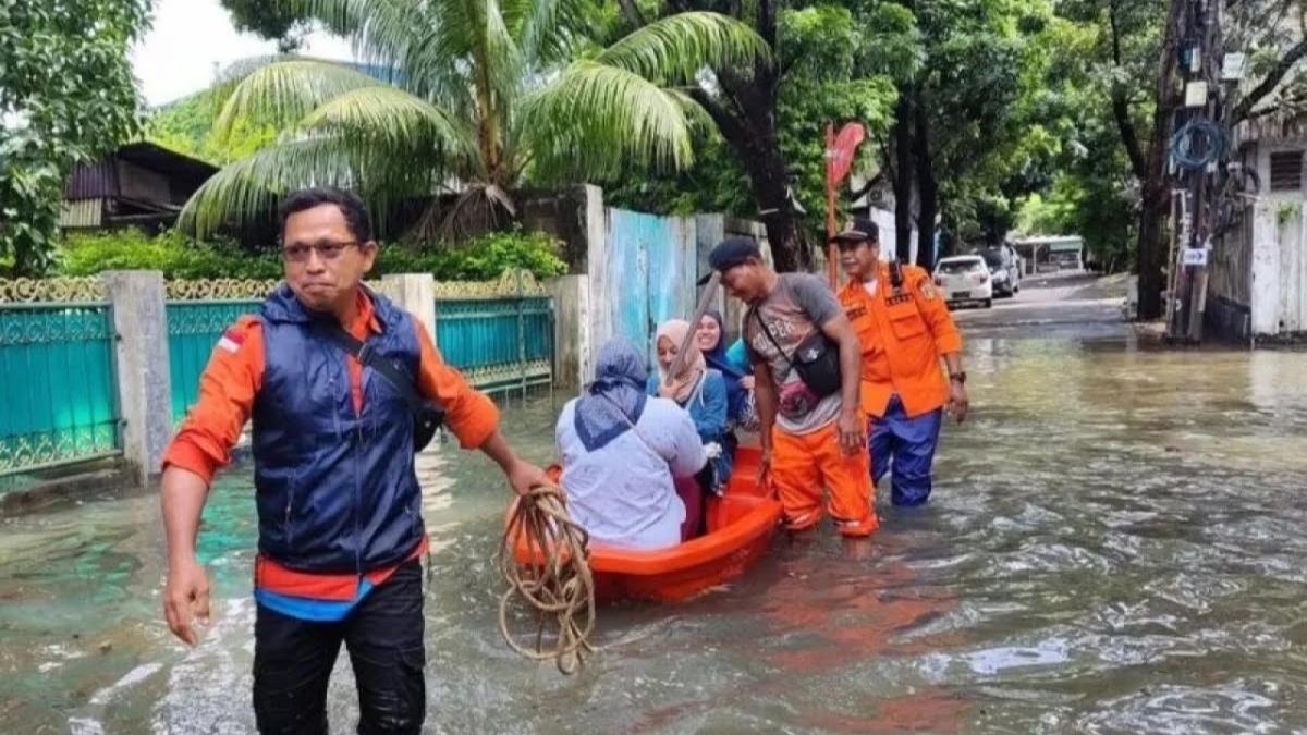 Jakarta Dikepung Banjir, Pj Gubernur Heru Budi Ngapain Aja?