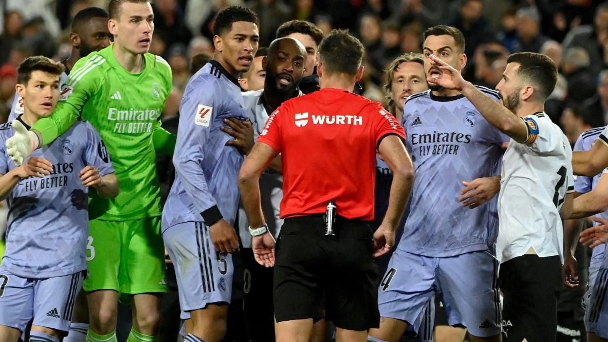 Gol Bellingham Dianulir Wasit, Madrid Gagal Menang Lawan Valencia