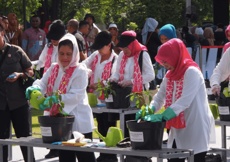 Iriana Jokowi Buka Gerakan Tanam Cabai Serentak se-Indonesia
