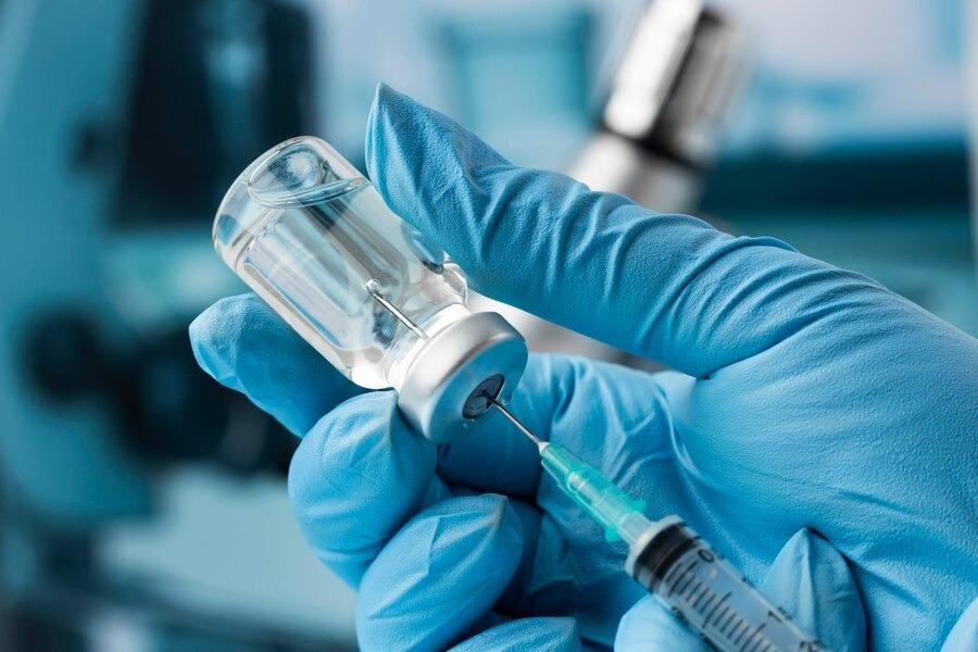 Dokter Imbau Masyarakat Vaksin Booster Covid-19 Sebulan Sebelum Mudik