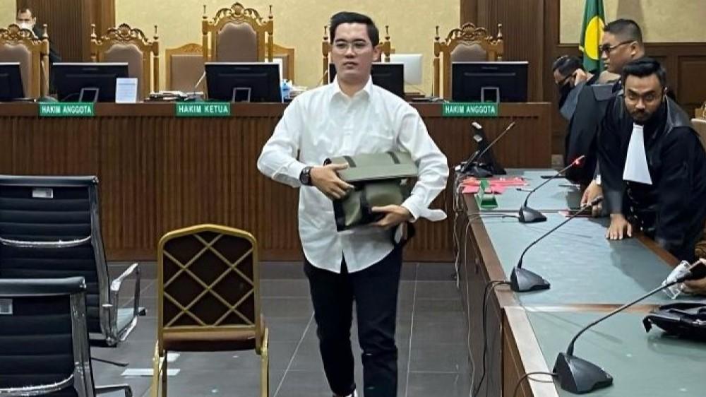 Makelar Urus Perkara MA Dadan Tri Yudianto Divonis 5 Tahun Bui!