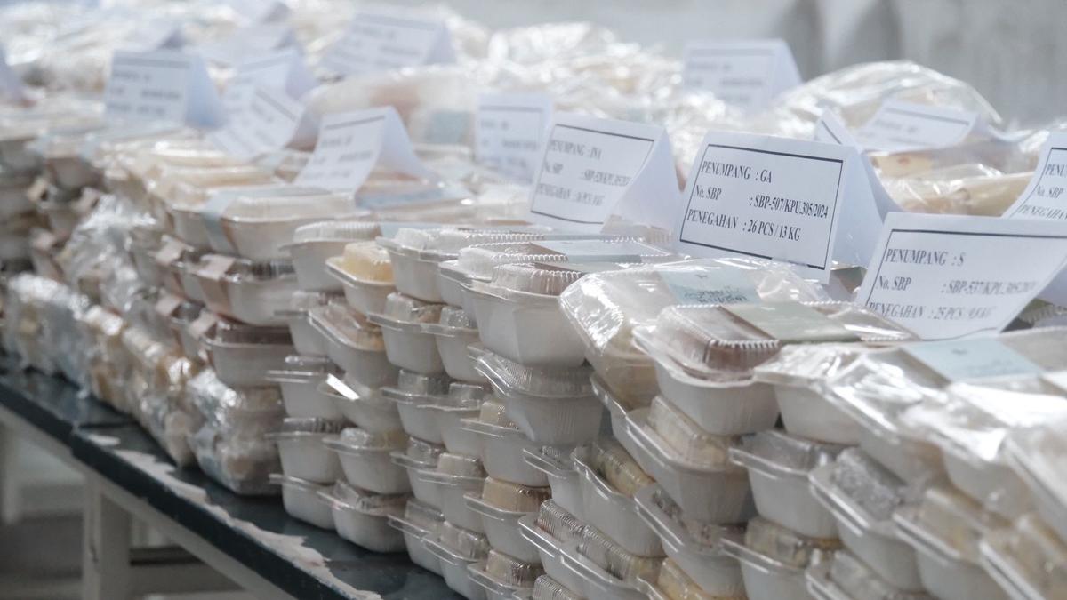 Tak Kantongi Izin BPOM, Satu Ton Milk Bun Thailand Dimusnahkan