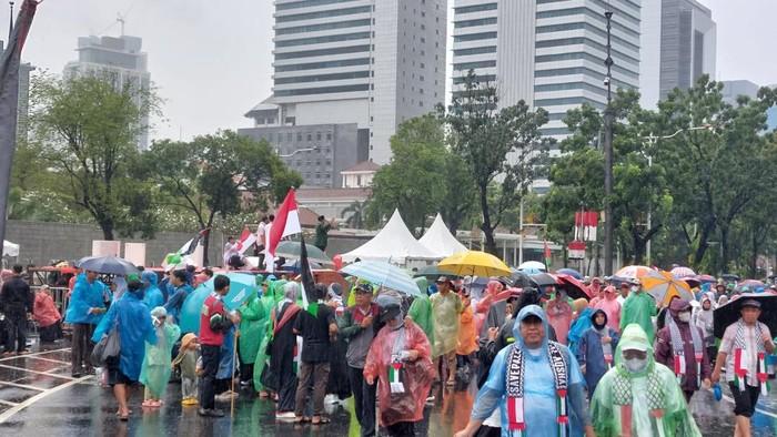 Pagi-pagi Massa Aksi Bela Palestina Geruduk Kedubes AS di Gambir