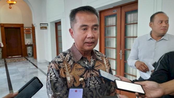 Bey Machmudin Ngaku Belum Tahu Sekda Bandung jadi Tersangka Korupsi