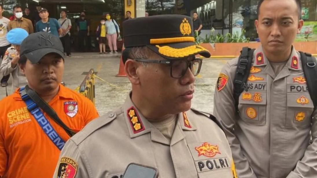 Polisi Balikin 4 Jenazah Sekeluarga Tewas Bundir di Apartemen Jakut