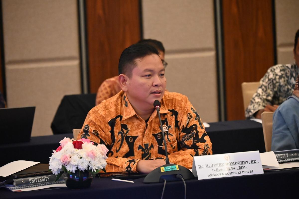 Jelang Lebaran, Legislator Imbau Masyarakat Tak Tergoda Pinjol Ilegal