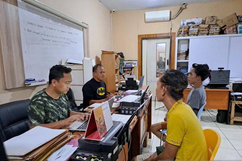 Aksi Pornografi Modus Bangunkan Sahur, 2 Waria di Makassar Ditangkap Polisi