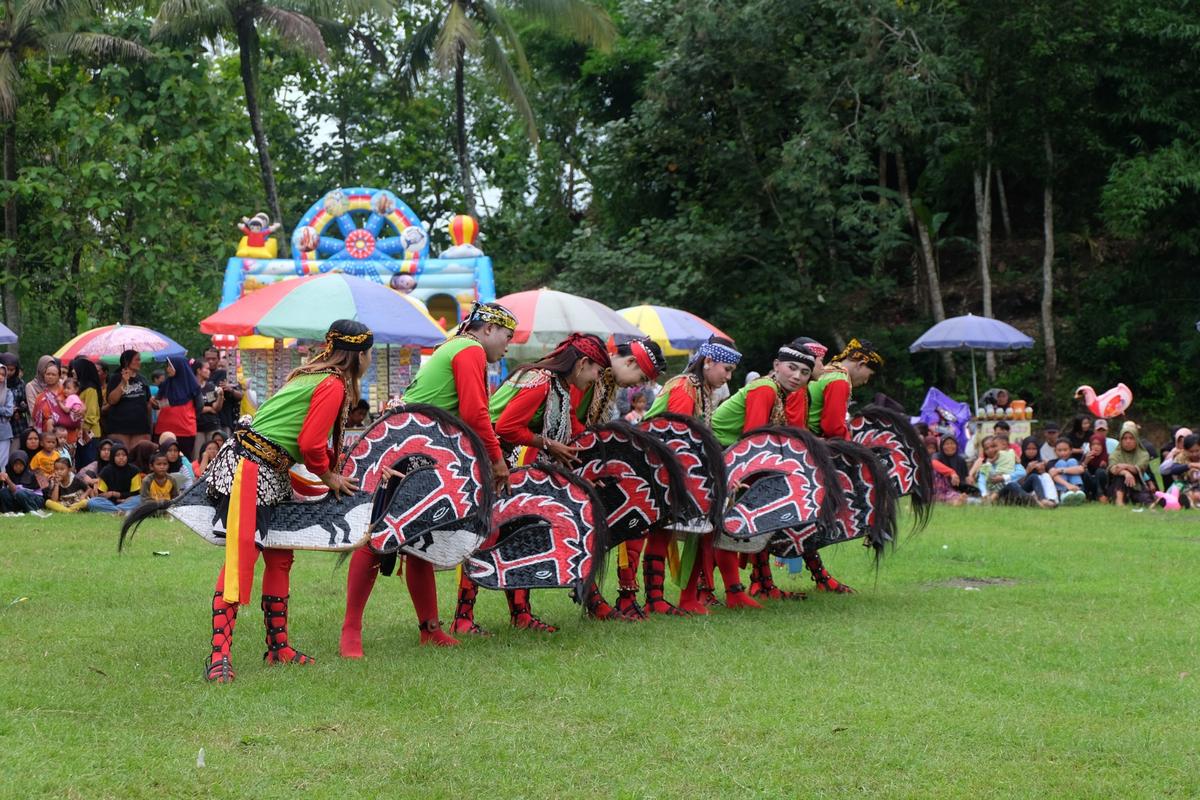 Lewat Dialog Interaktif dan Seni Budaya, Bea Cukai Purwokerto Kampanyekan Gempur Rokok Ilegal