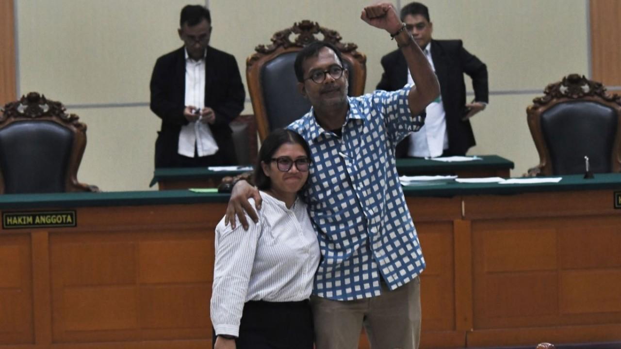 Kabulkan Gugatan Haris Azhar-Fatia, MK Hapus Pasal Sebar Hoax Bikin Onar