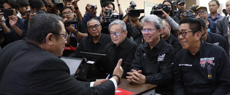 Pasangan Ganjar-Mahfud Daftarkan Perkara Perselisihan Hasil Pilpres