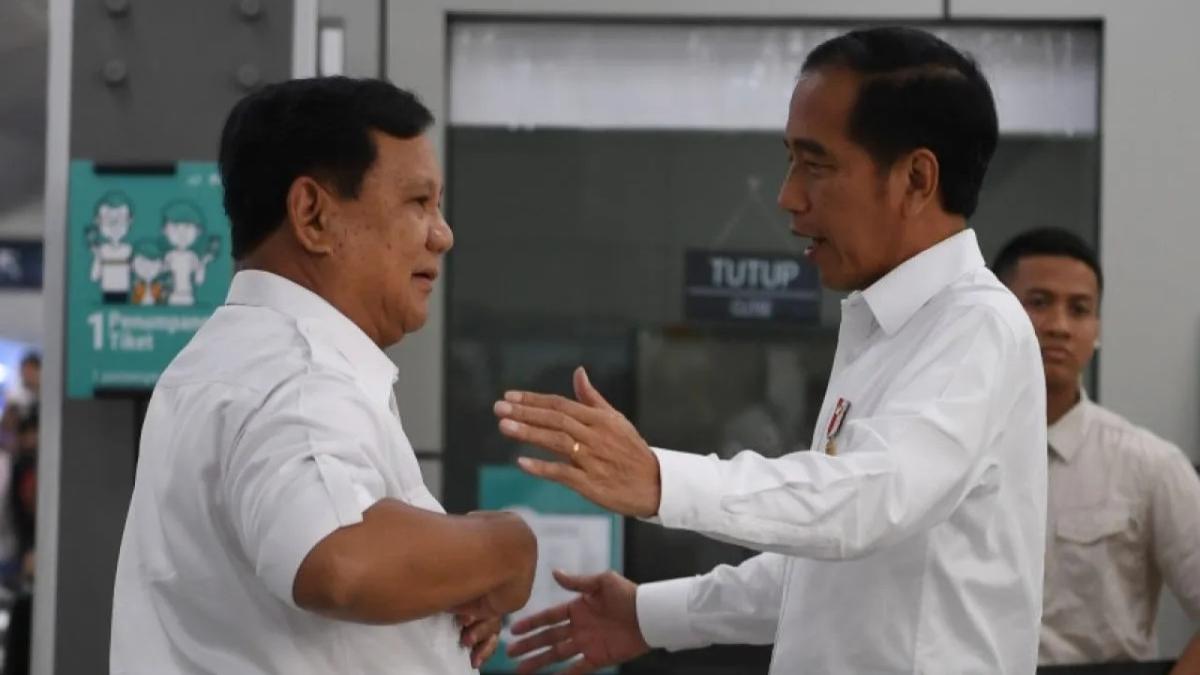 Jokowi Beneran Titip Menteri ke Prabowo?