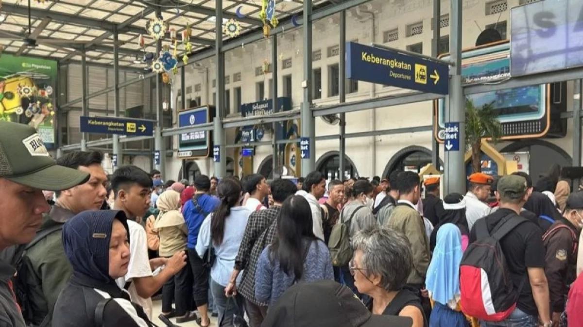 Masih Ada yang Mudik ke Kampung Halaman Hari Ini, Puluhan Ribu Orang