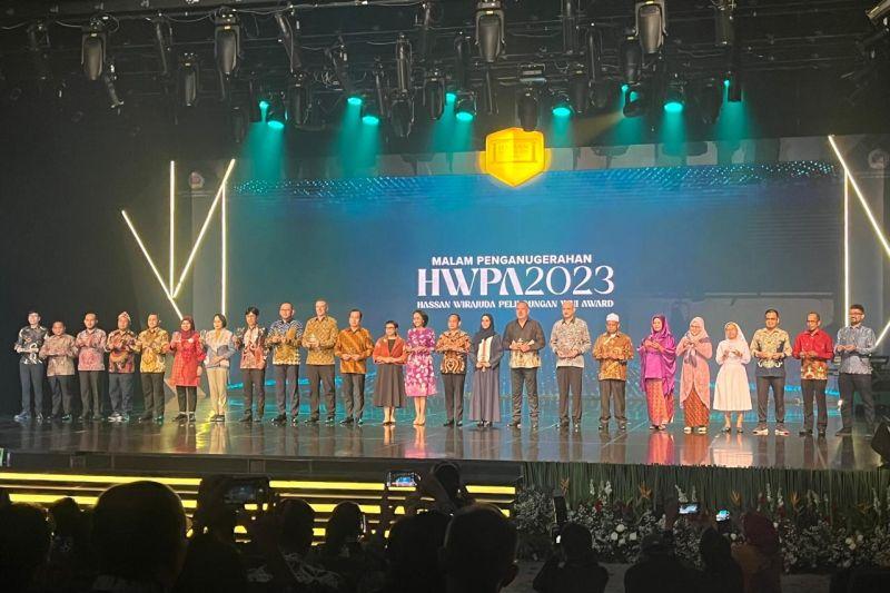 Kemlu RI Anugerahkan HWPA kepada 23 Pegiat Pelindungan WNI
