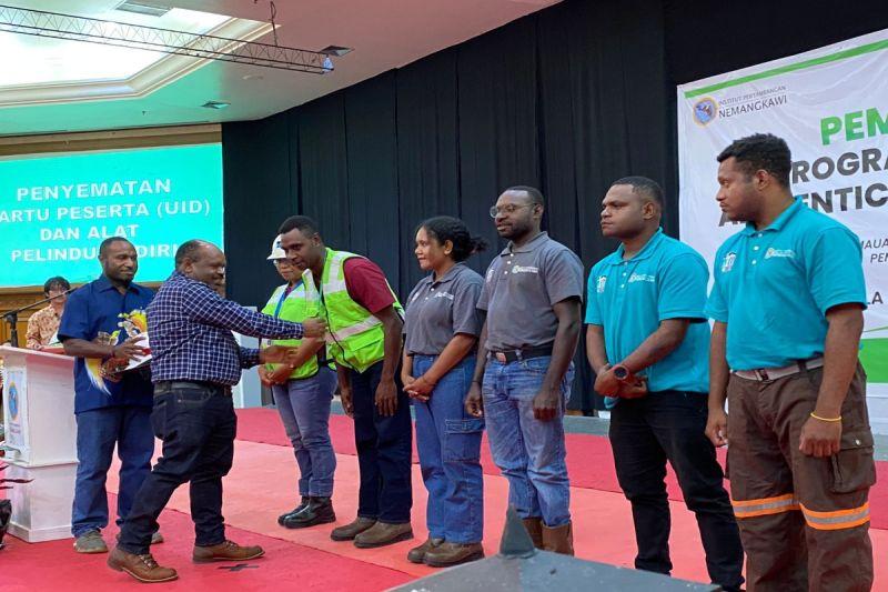 Freeport Diminta Terus Bina Pekerja Orang Asli Papua