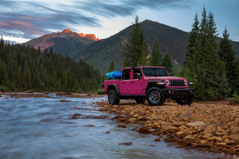 Jeep Rilis Warna Tuscadero untuk Gladiator 2024