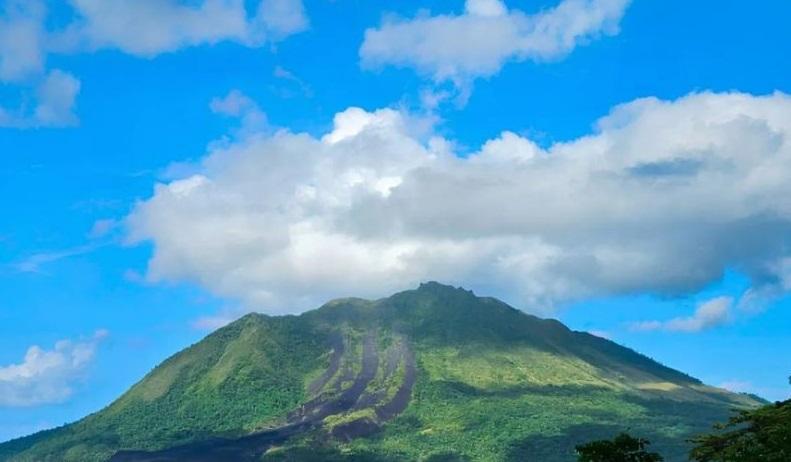 Warga Diimbau Jauhi Radius 5 Kilometer dari Kawah Gunung Ruang