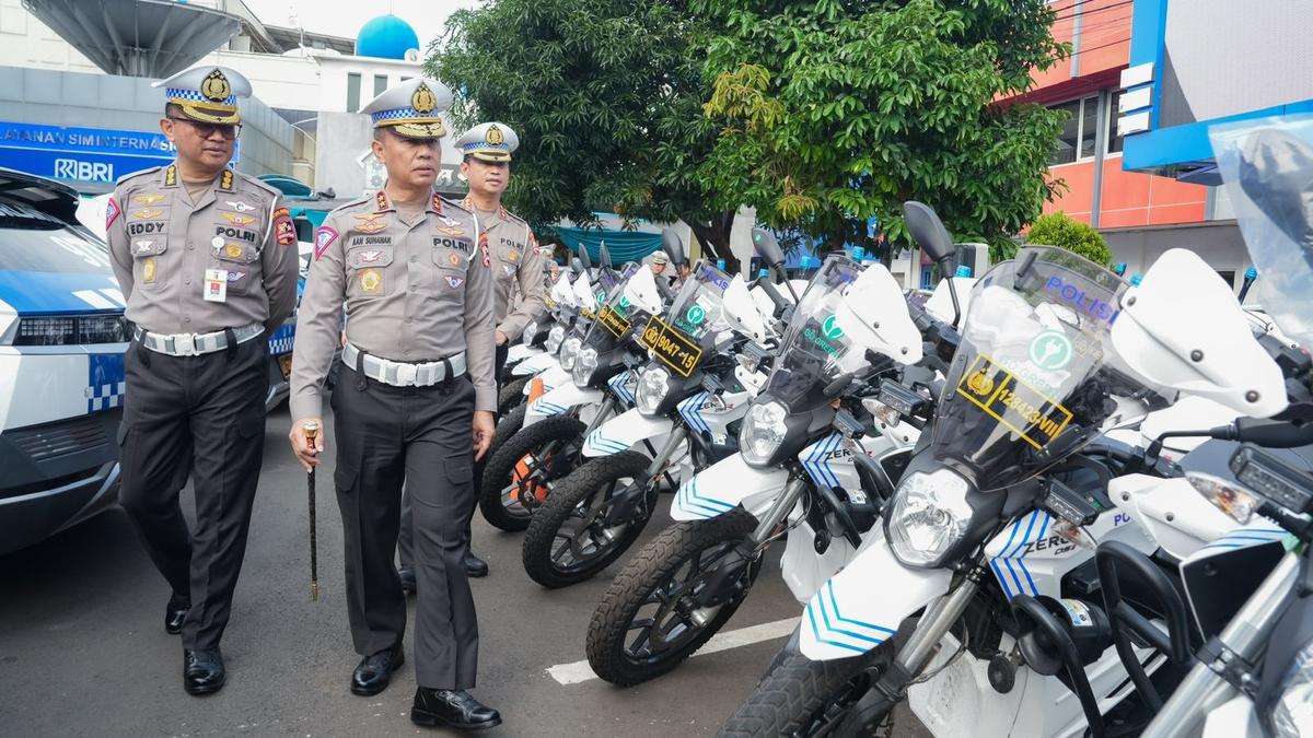 Ratusan Kendaraan Dinas Energi Listrik dan Fosil Dicek jelang KTT ke-10 WWF