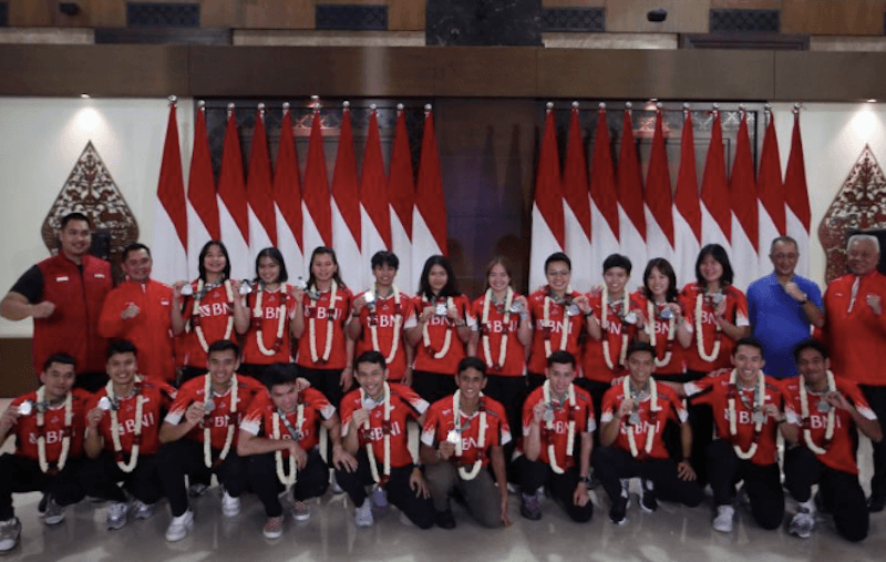 Tim Piala Thomas dan Uber Tiba di Tanah Air