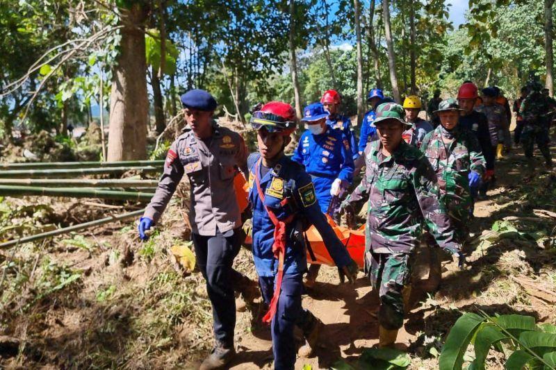 Korban Banjir di Luwu Bertambah jadi 13 Orang