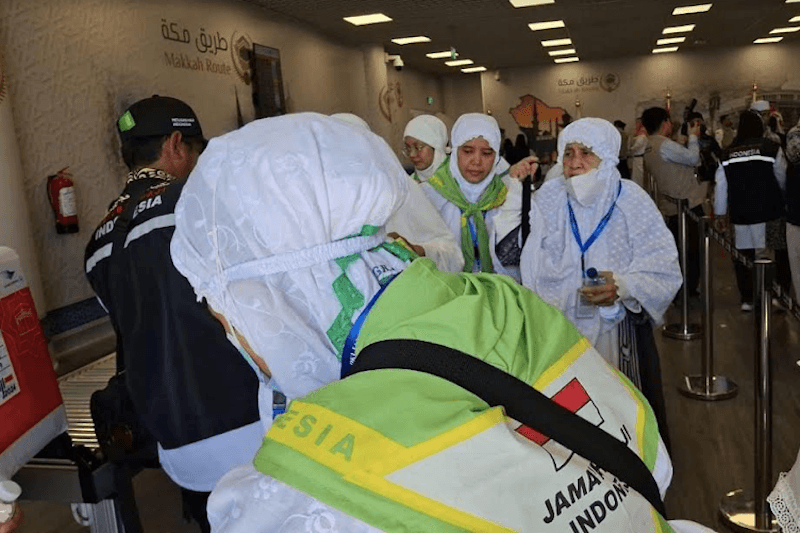 Jemaah Haji Kloter Pertama Tiba di Tanah Suci