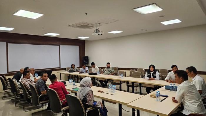Disaksikan Mahasiswanya, Rektor Unri Cabut Laporan Kasus Pencemaran Nama Baik