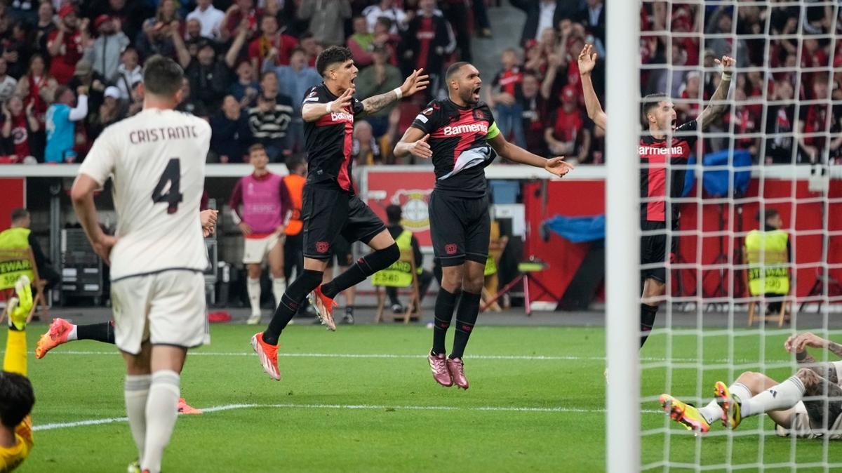 Rekor! Leverkusen Tak Terkalahkan Musim Ini, Total Capai 50 Pertandingan