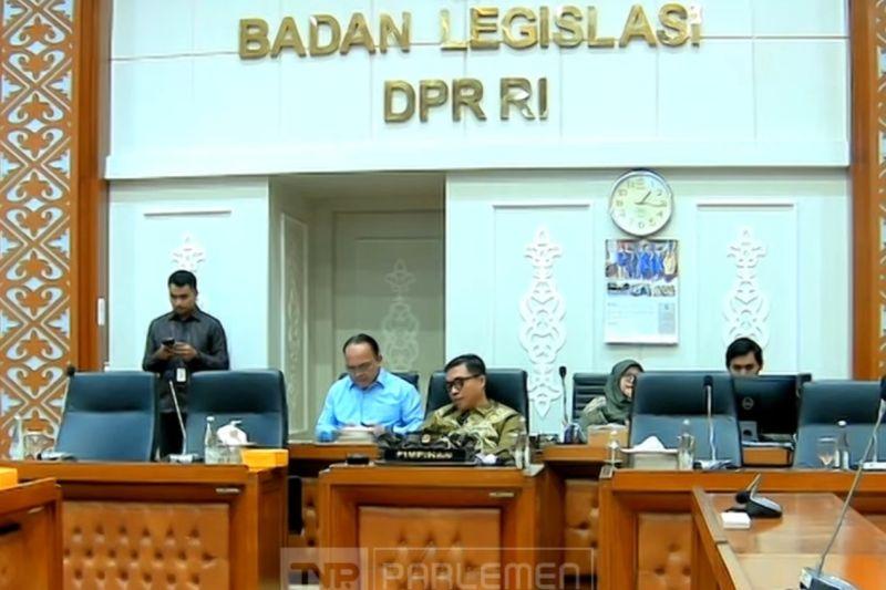 Baleg DPR Kaji Usulan Perubahan Jumlah Kementerian