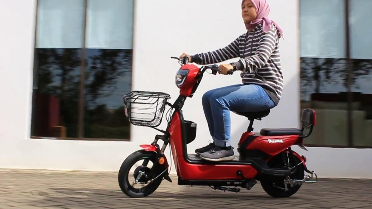 Pabrik Sepeda Motor Listrik di Karawang Hasilkan 3 Juta per Tahun, Butuh Ribuan Pekerja