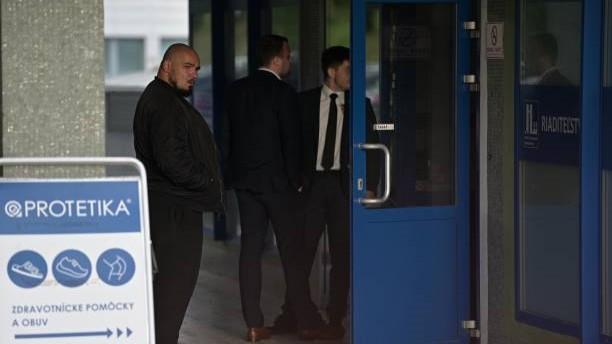 Berhasil Lewati Masa Kritis, Kondisi PM Slovakia Kini Stabil Usai Ditembak OTK