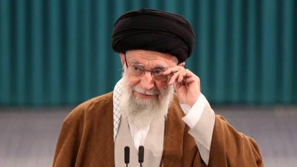 Ayatollah Ali Khamenei Nyatakan 5 Hari Berkabung Usai Presiden Iran Tewas
