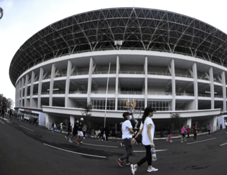 Kondisi Lapangan GBK Tetap Baik, walaupun Secara Visual Terlihat Ada Bekas Tapak
