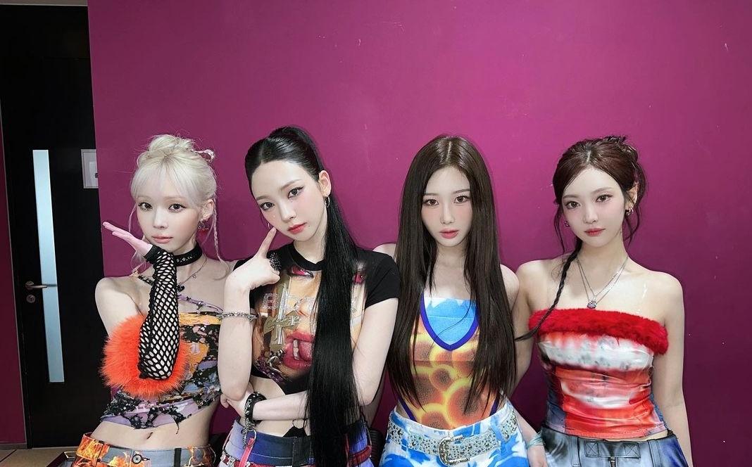 Album Pemutar CD Aespa Laris Manis